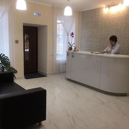 Scandi Hotel Makinsk Buitenkant foto